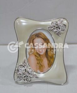 SILVER ACCENT PICTURE FRAME