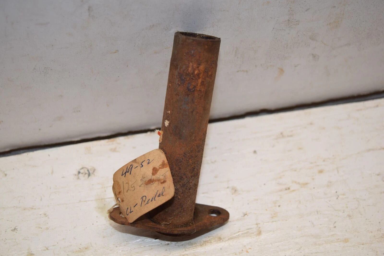 NOS Mopar Clutch Pedal Shaft 1948-52 Dodge Plymouth Chrysler DeSoto 6 Cylinders - Image 2