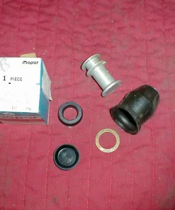 NOS Mopar Clutch Master Cylinder Kit 1962-8 Dodge Truck
