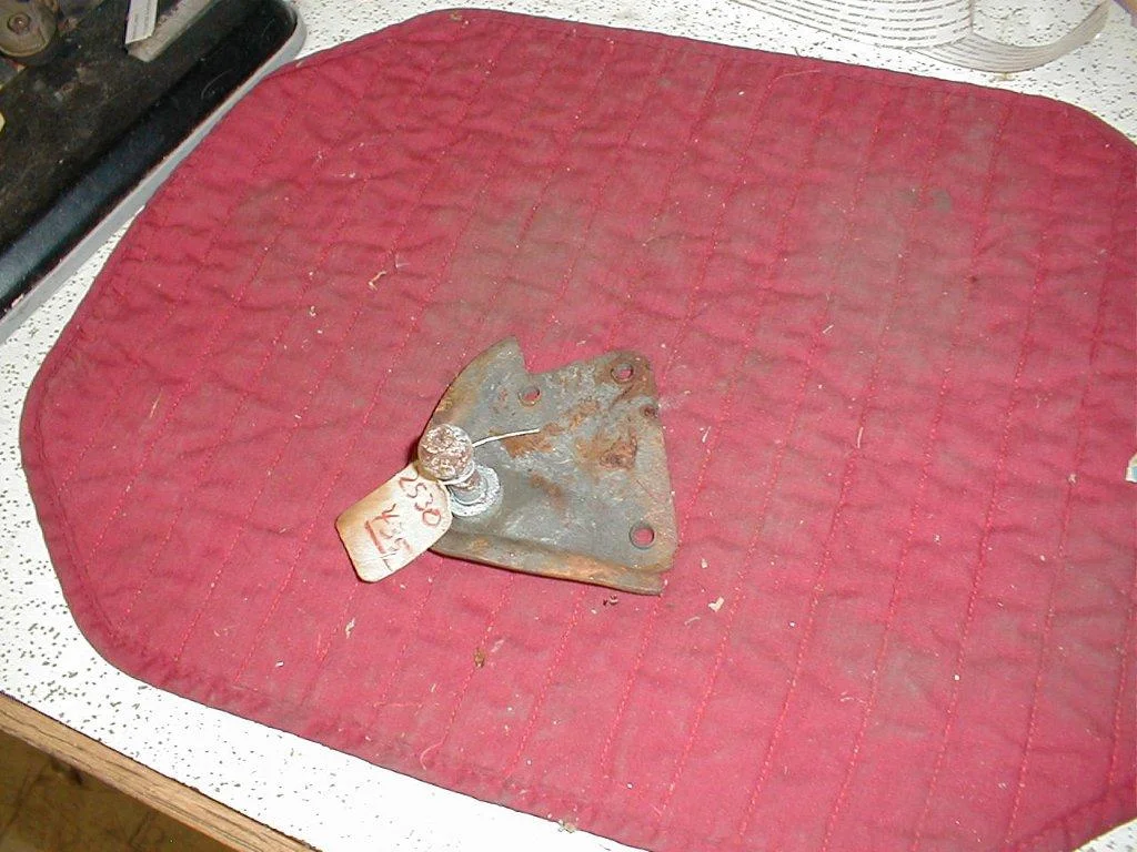 NOS Mopar Clutch Torque Shaft Bracket 1965 A Body Models 273 Cubic Inch - Image 2