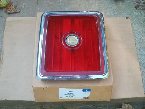 NOS Mopar Right Tail Lens 1978-9 Chrysler Cordoba Models - Image 2