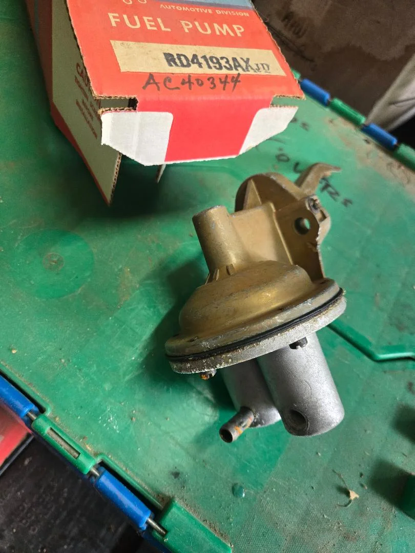 NORS Fuel Pump 1966-9 Ford 289 302 CI 8 Cylinder Models - Image 3